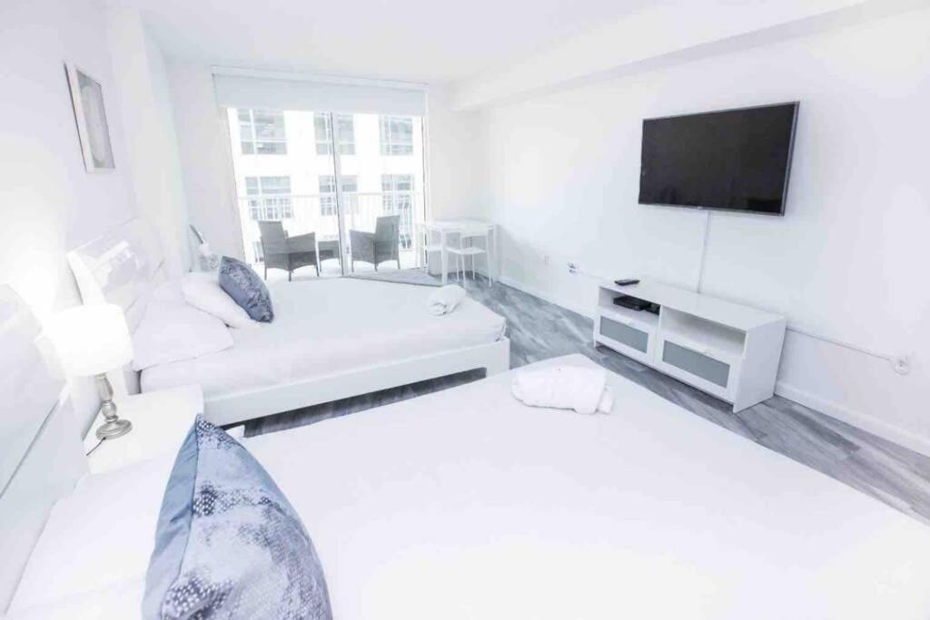 Spectacular Studio At Brickell, Free Parking ميامي المظهر الخارجي الصورة