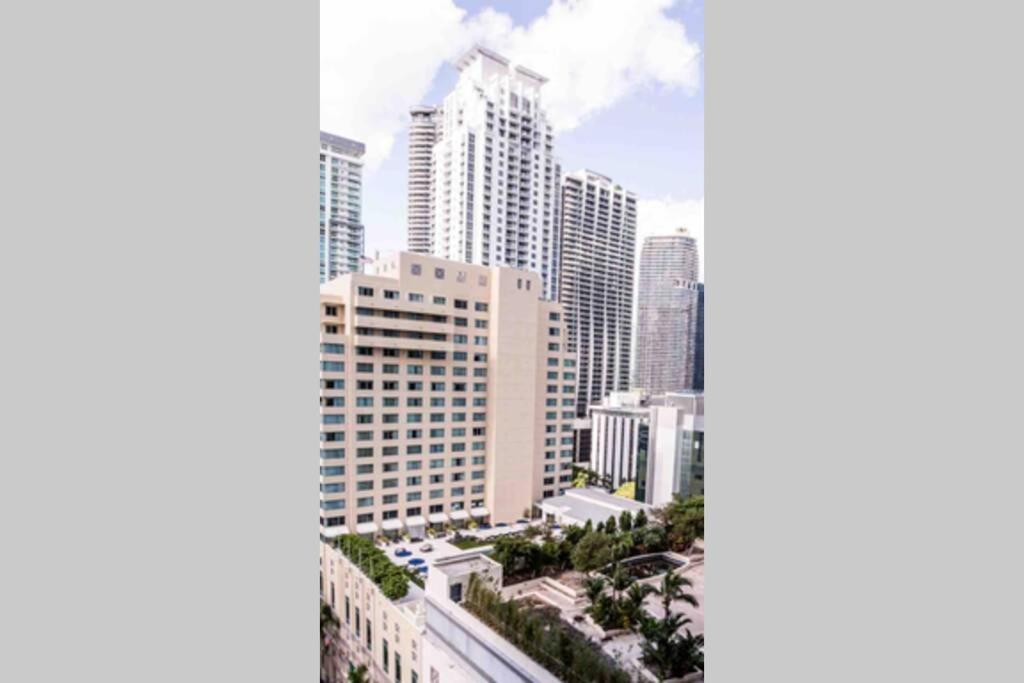 Spectacular Studio At Brickell, Free Parking ميامي المظهر الخارجي الصورة